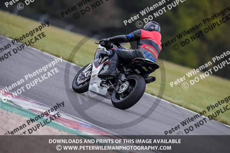 PJM Photography;donington no limits trackday;donington park photographs;donington trackday photographs;no limits trackdays;peter wileman photography;trackday digital images;trackday photos
